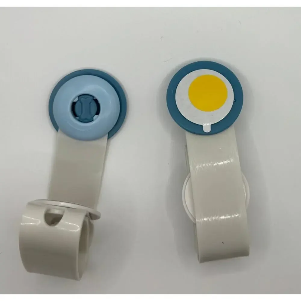 NIB Cat Door Latch Blue 2 Pack